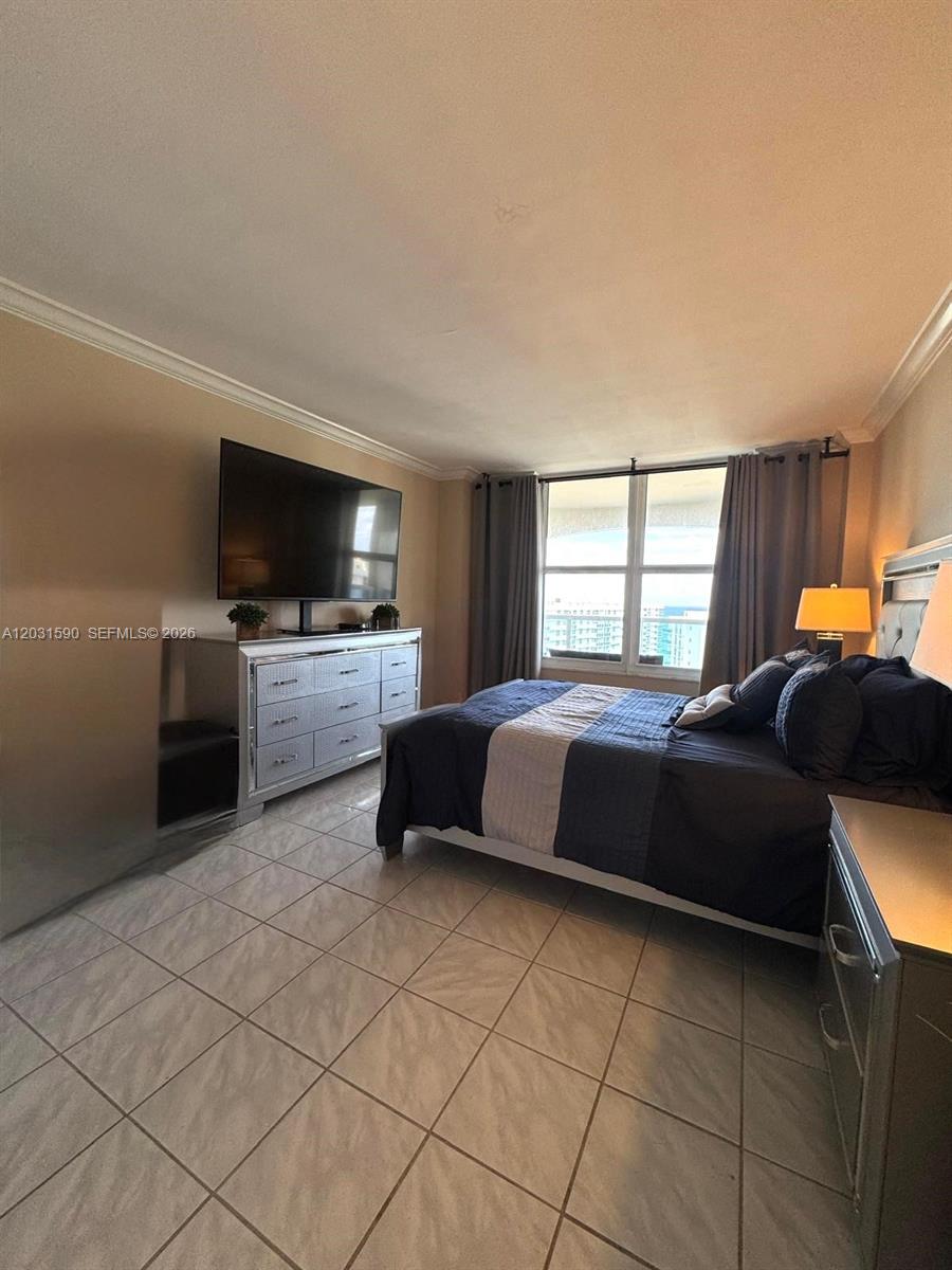 Photo of 3800 Ocean Dr  #1816, Hollywood, Florida, 33019 - 