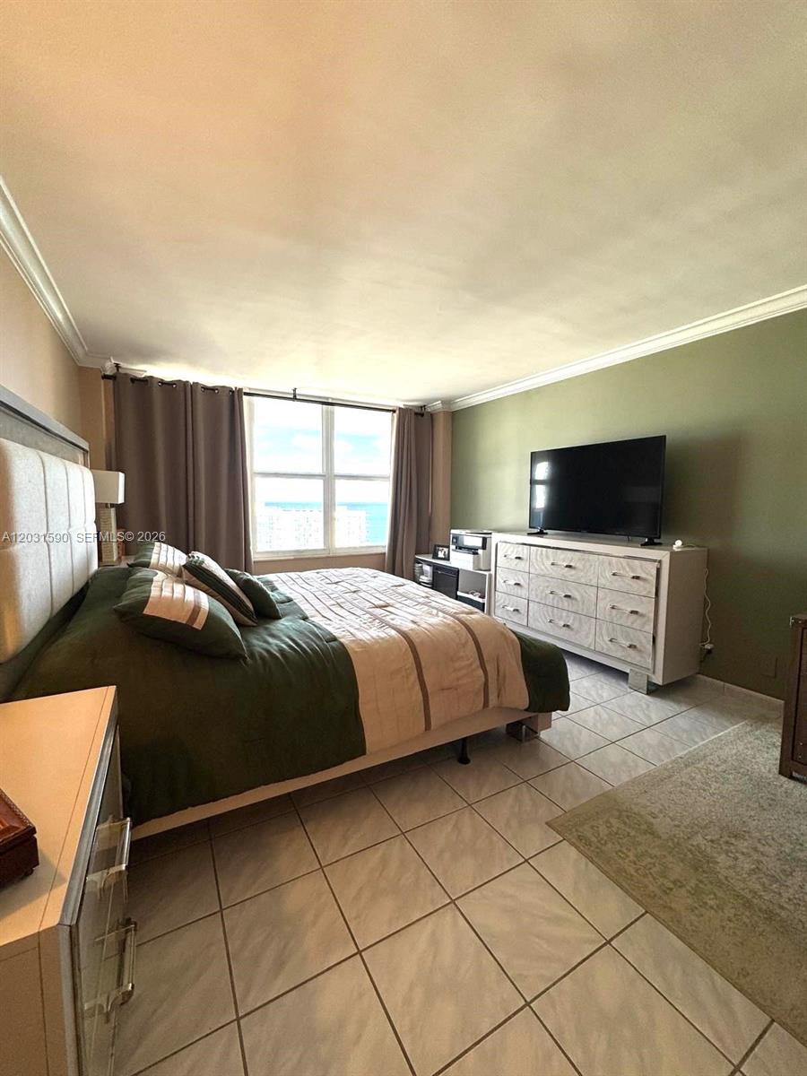 Photo of 3800 Ocean Dr  #1816, Hollywood, Florida, 33019 - 