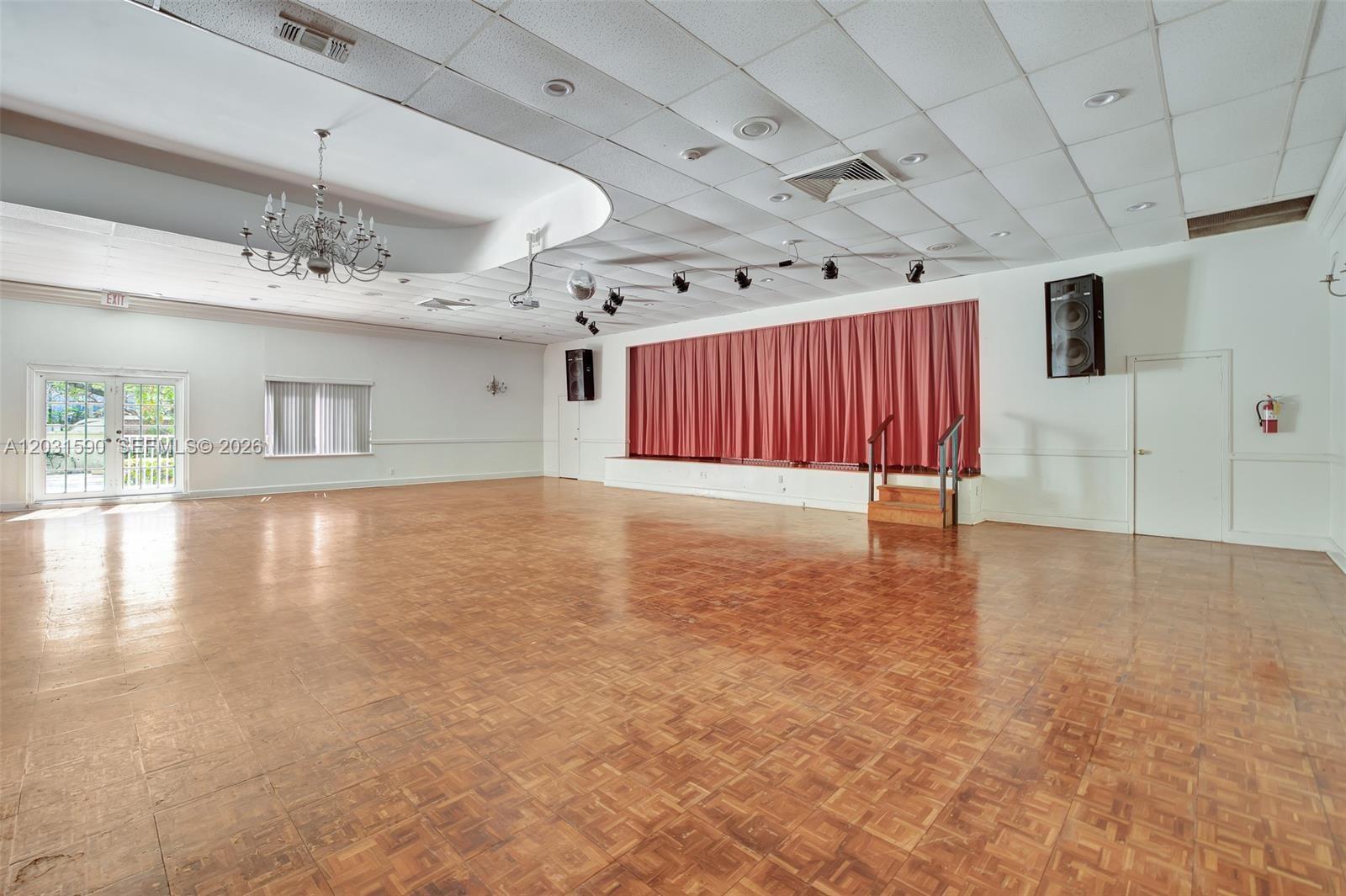 Photo of 3800 Ocean Dr  #1816, Hollywood, Florida, 33019 - 