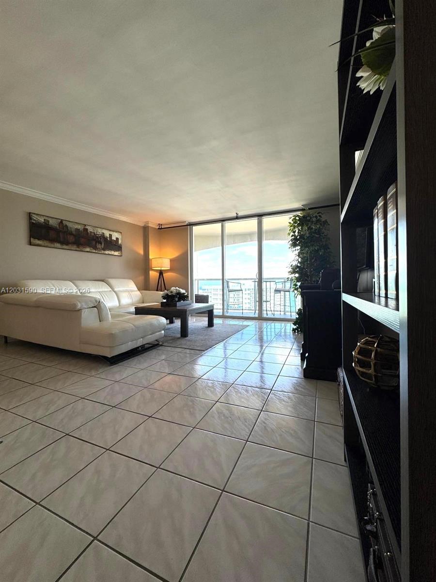 Photo of 3800 Ocean Dr  #1816, Hollywood, Florida, 33019 - 