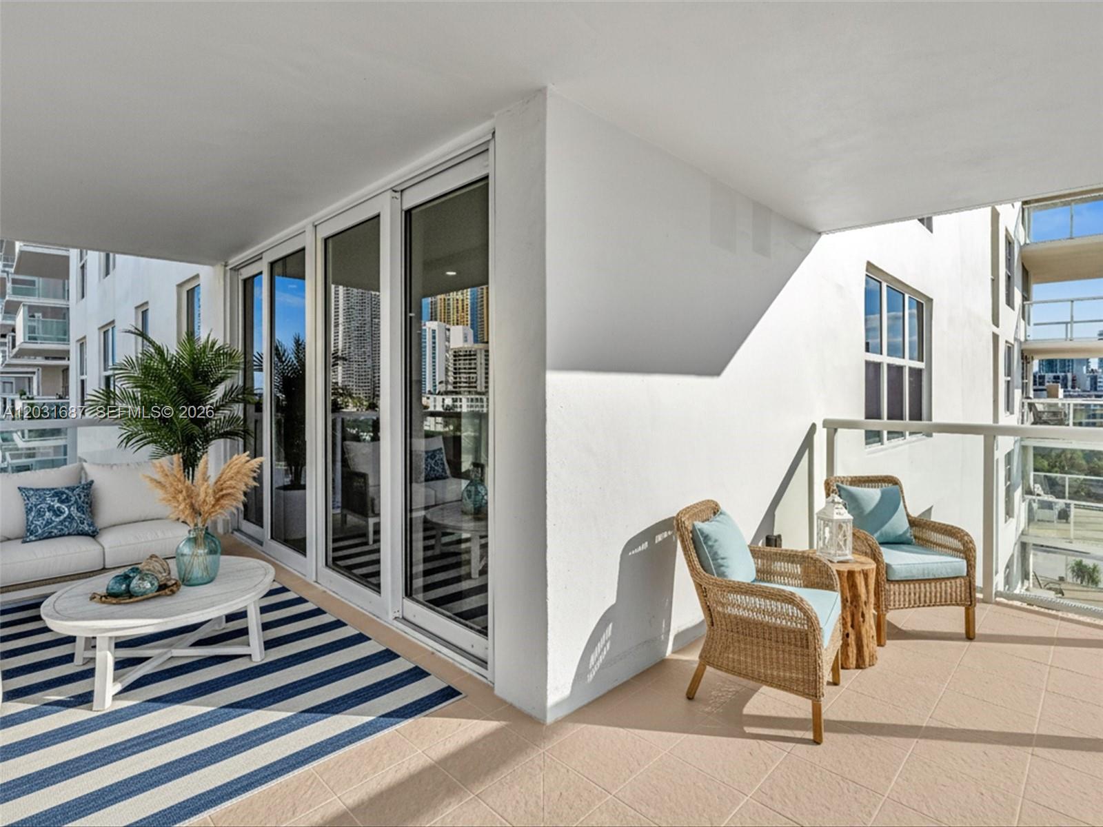 See details 712 2 / 2 1552 sq. ft. $ 2026-06-05 0 Photo