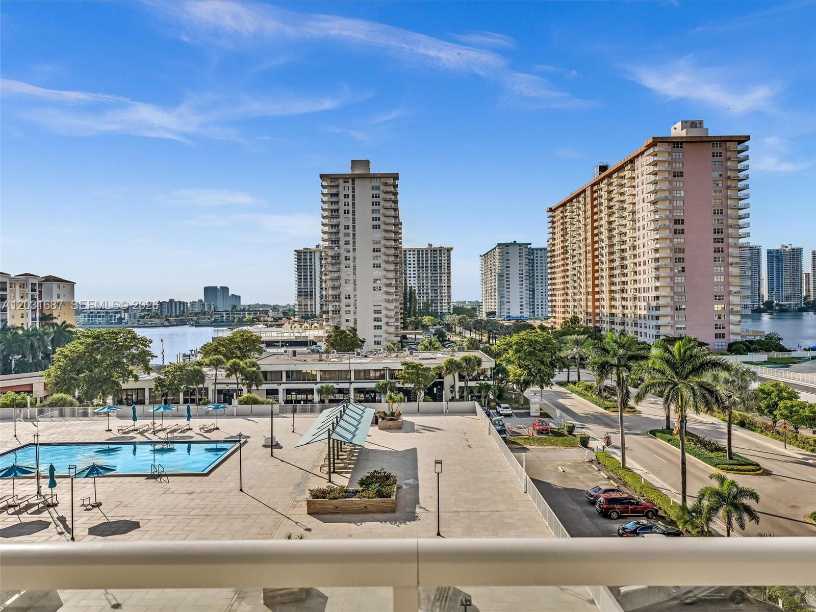 See details 712 2 / 2 1552 sq. ft. $ 2026-06-05 0 Photo