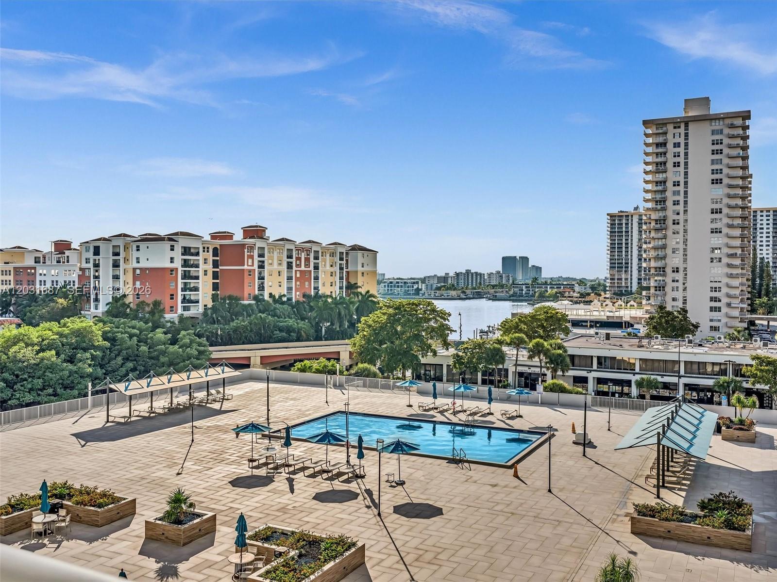 See details 712 2 / 2 1552 sq. ft. $ 2026-06-05 0 Photo