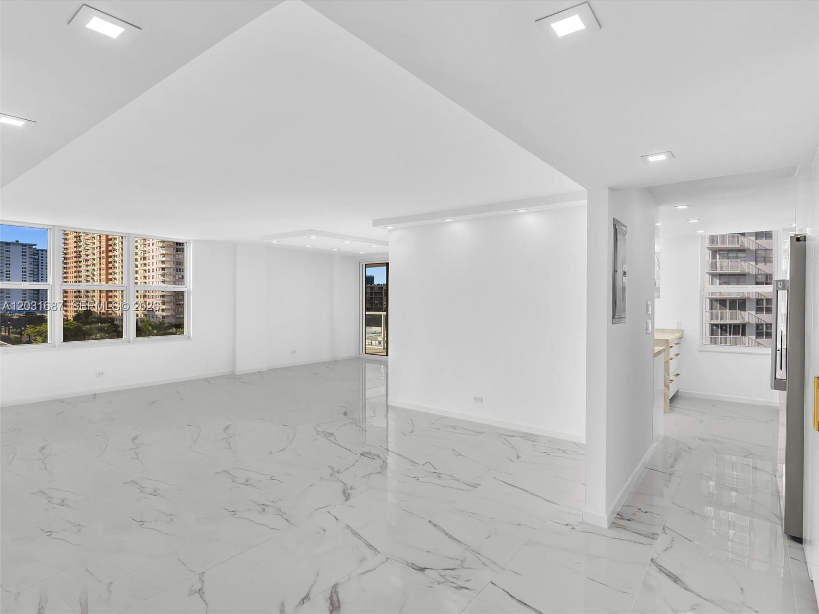 See details 712 2 / 2 1552 sq. ft. $ 2026-06-05 0 Photo