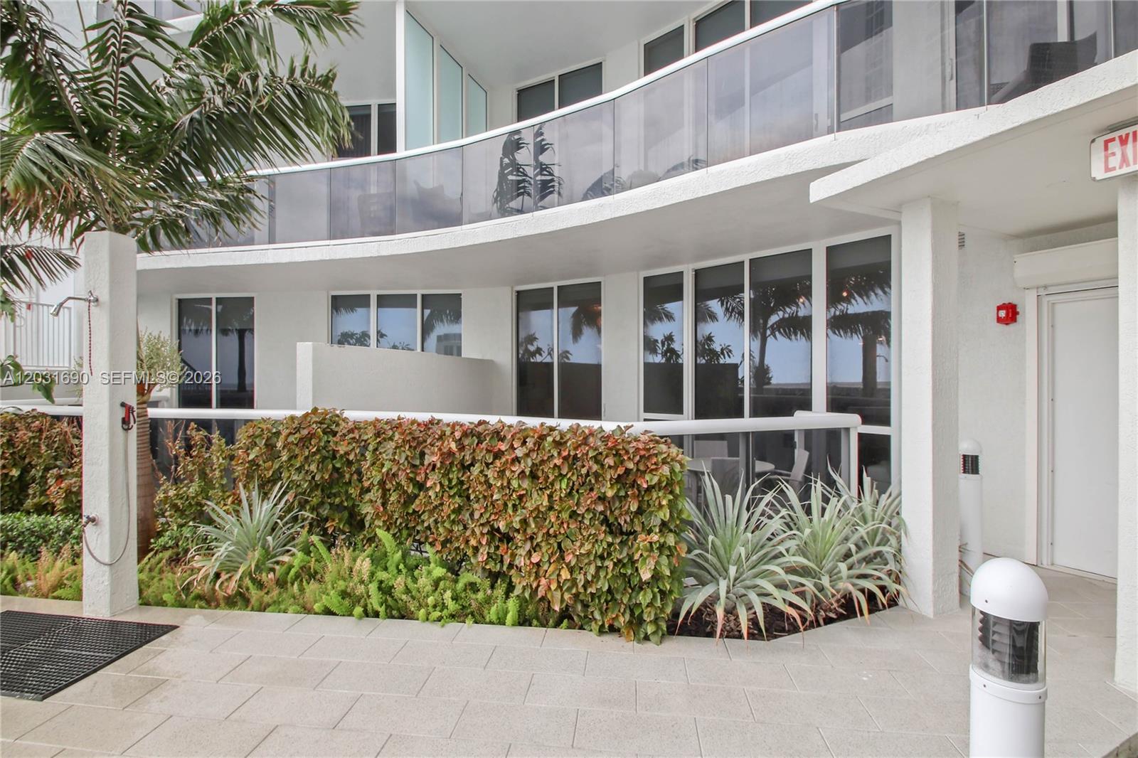 Ver detalles 403 2 / 2 1794 sq. ft. $ 2026-06-05 0 foto
