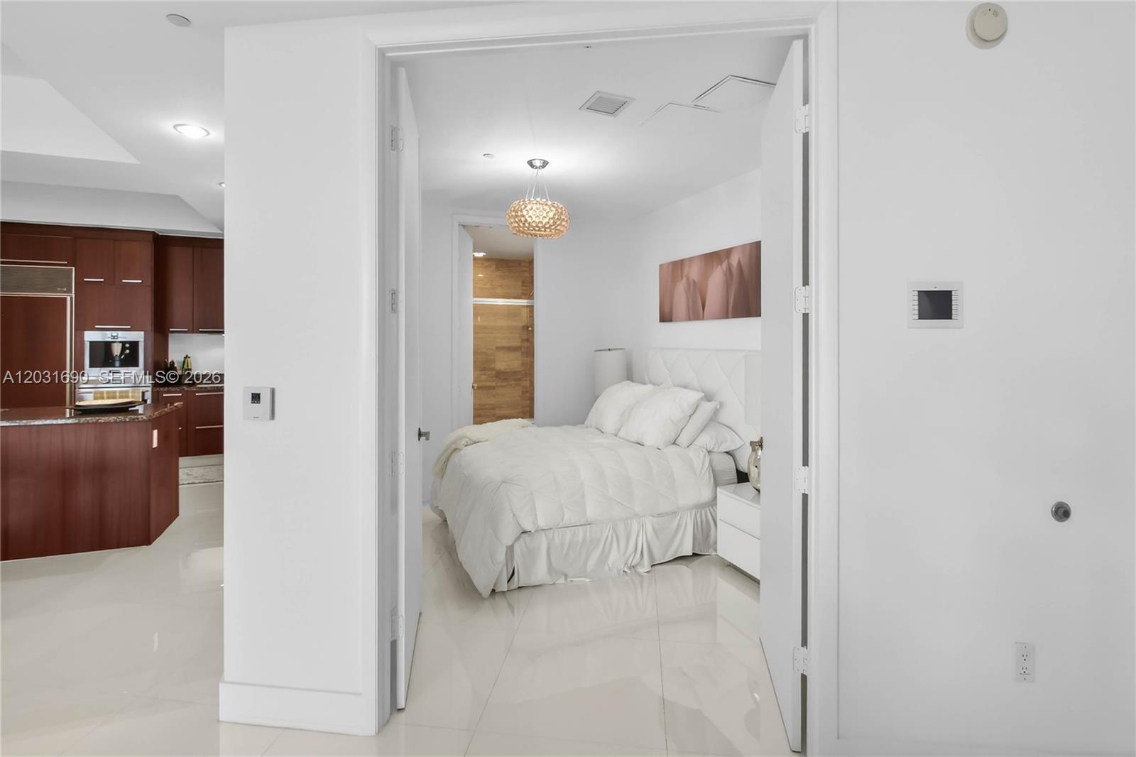 Ver detalles 403 2 / 2 1794 sq. ft. $ 2026-06-05 0 foto