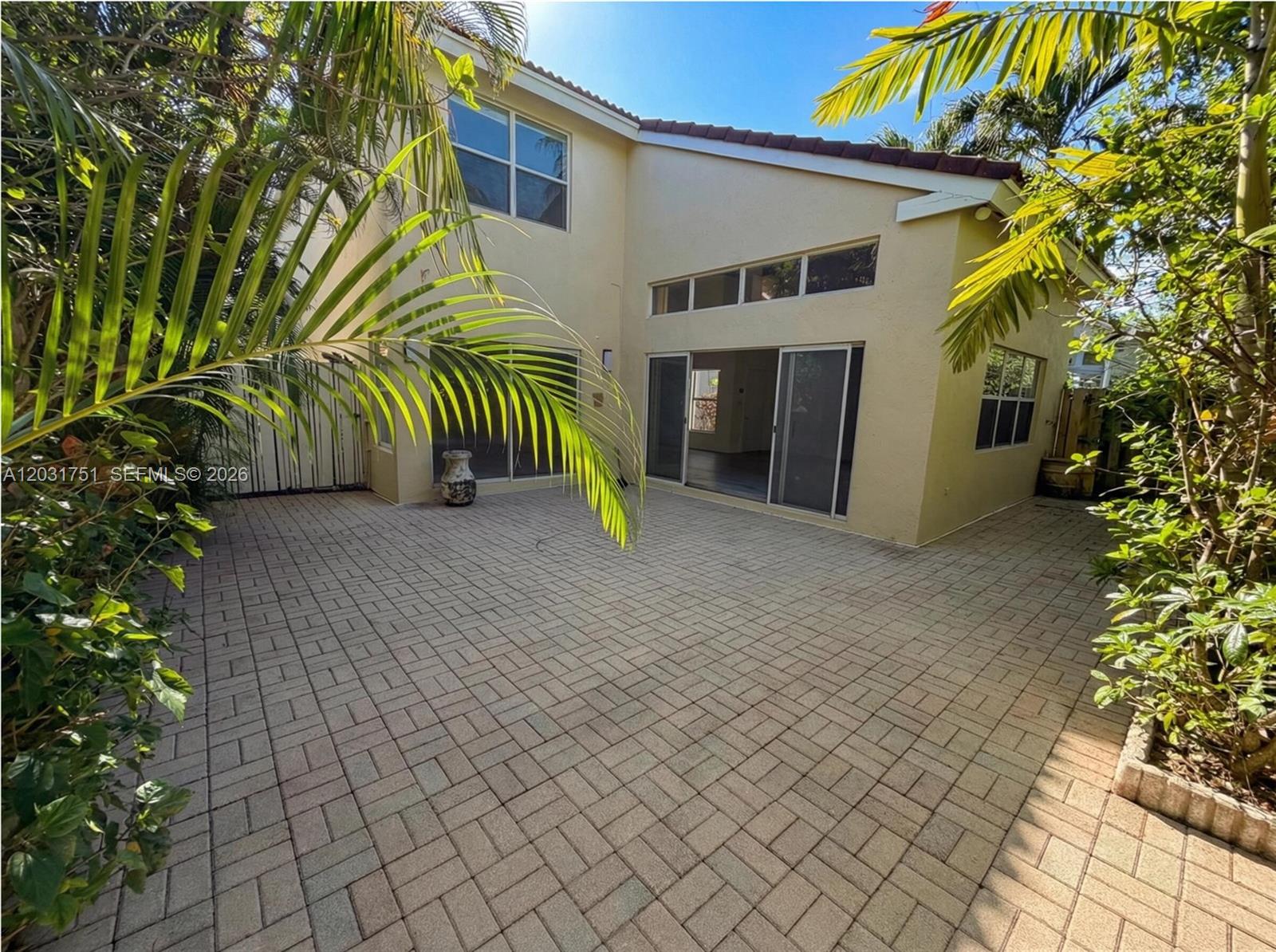 Photo of 1145 Lake St (1145), Hollywood, Florida, 33019 -