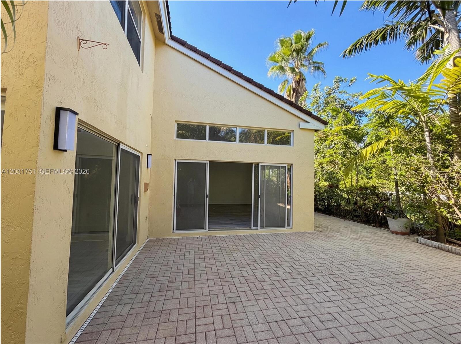 Photo of 1145 Lake St (1145), Hollywood, Florida, 33019 -