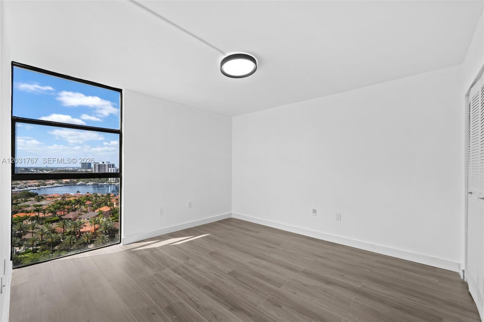 Photo of 20505 Country Club Dr  #1938, Aventura, Florida, 33180 - 
