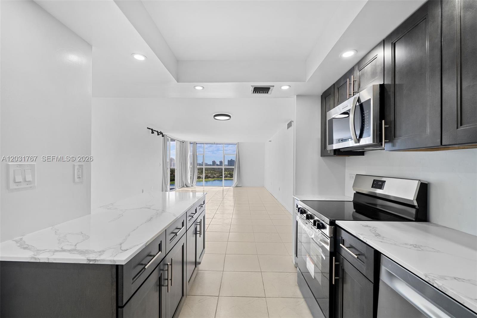 Photo of 20505 Country Club Dr  #1938, Aventura, Florida, 33180 - 