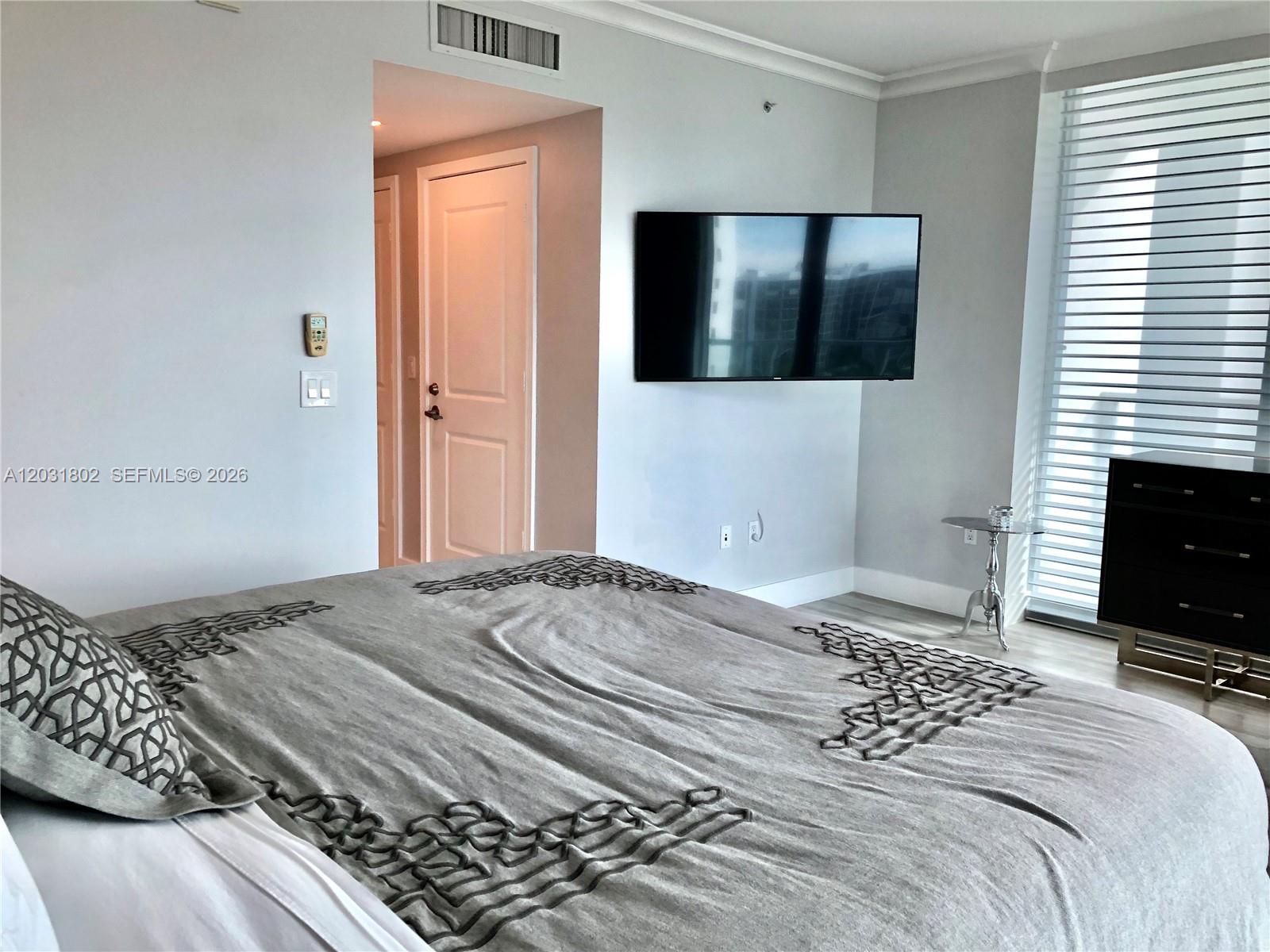 Photo of 3101 Ocean Dr  #801, Hollywood, Florida, 33019 - 