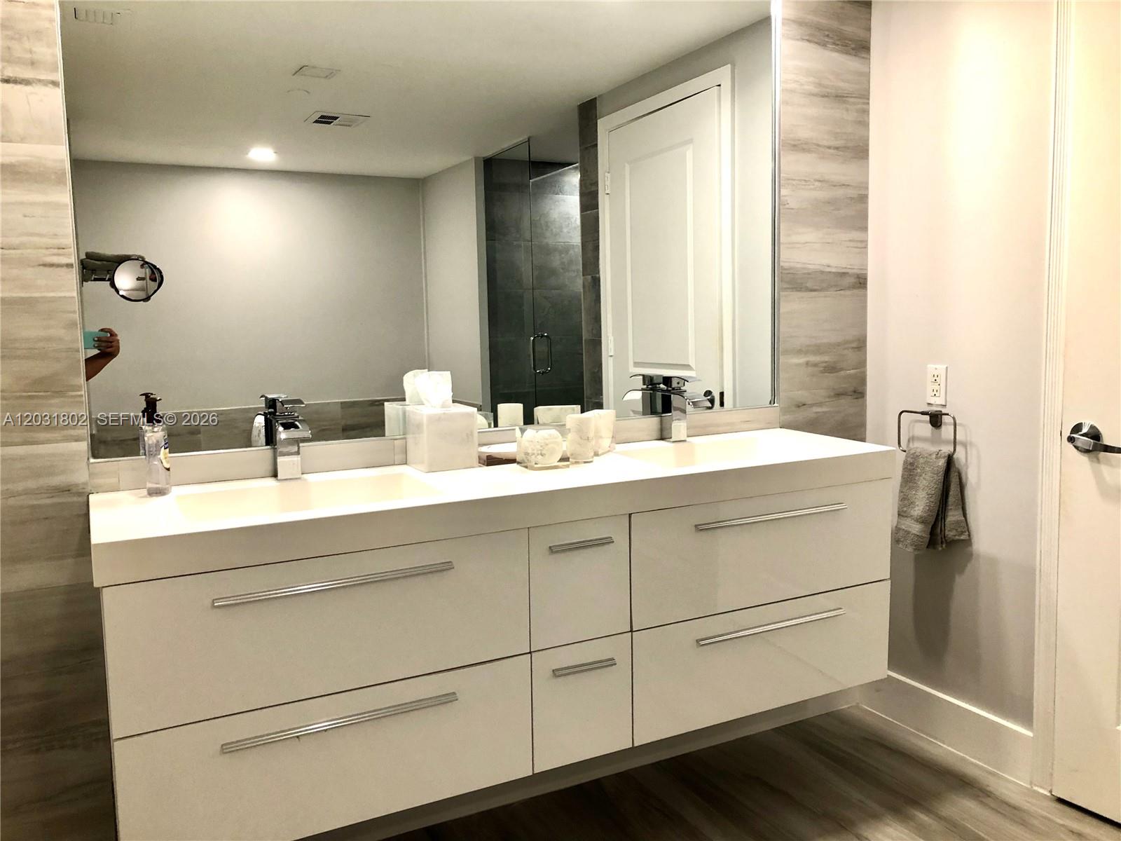 Photo of 3101 Ocean Dr  #801, Hollywood, Florida, 33019 - 
