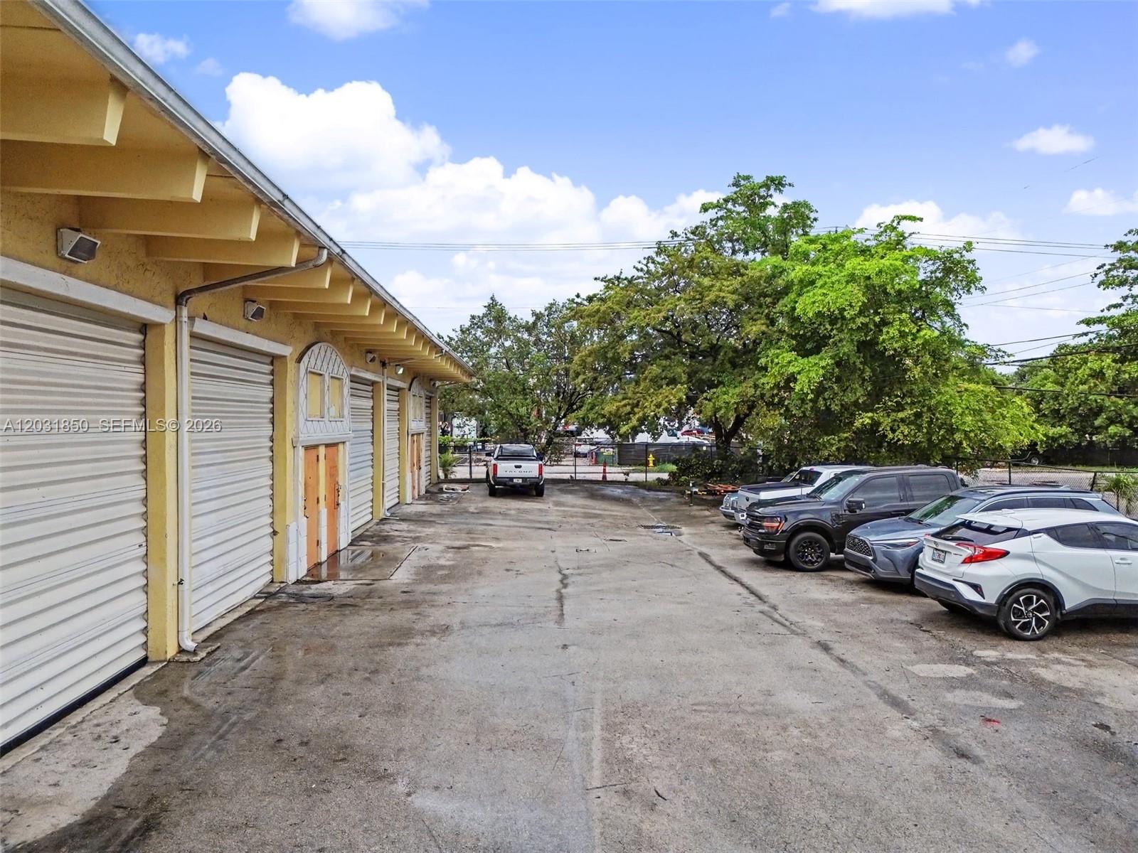 See details 2 / sq. ft. $ 2026-06-05 0 Photo