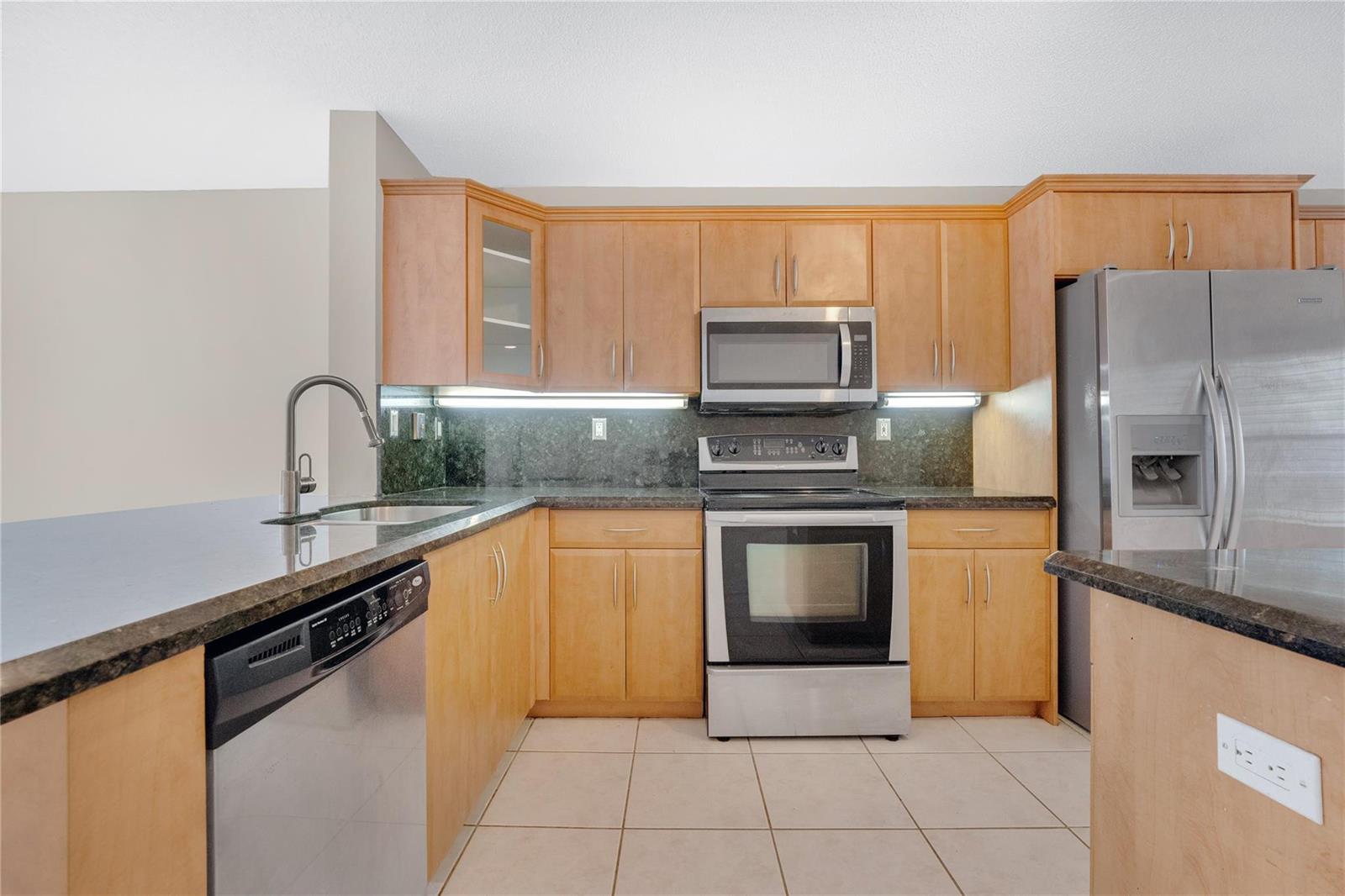 Photo of 1840 Sweetbay  (1840), Hollywood, Florida, 33019 - Photo 21