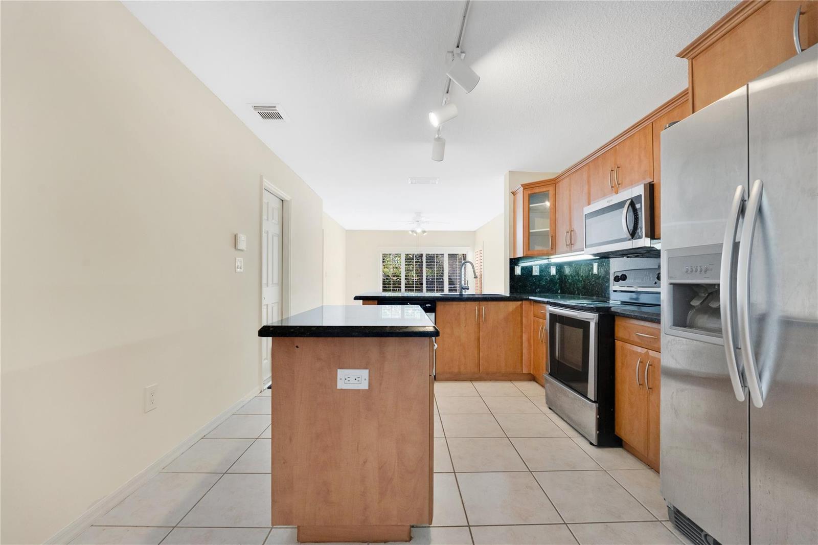 Photo of 1840 Sweetbay  (1840), Hollywood, Florida, 33019 - Photo 22