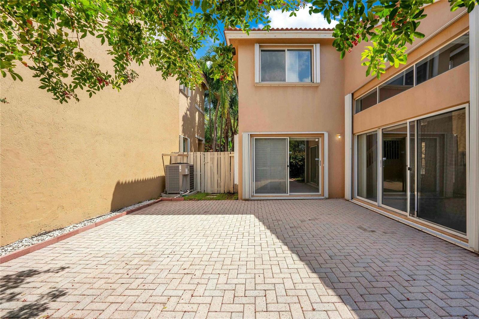 Photo of 1840 Sweetbay  (1840), Hollywood, Florida, 33019 - Photo 45