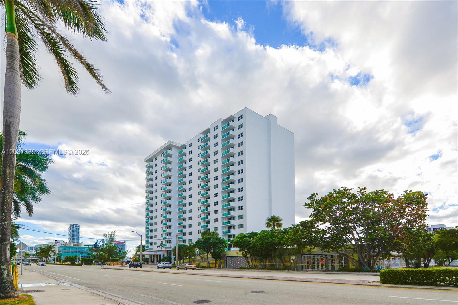 Photo of 3000 Ocean Dr  #712, Hollywood, Florida, 33019 - 