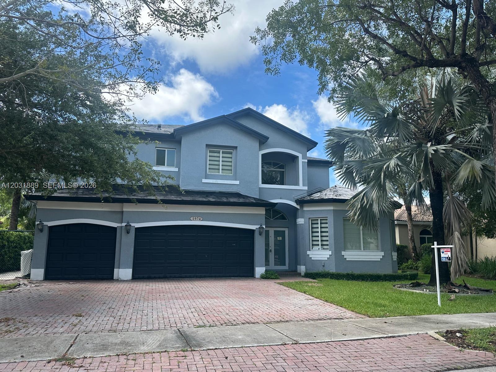 1974 5 / 4 3842 sq. ft. $ 2026-06-05 0 foto