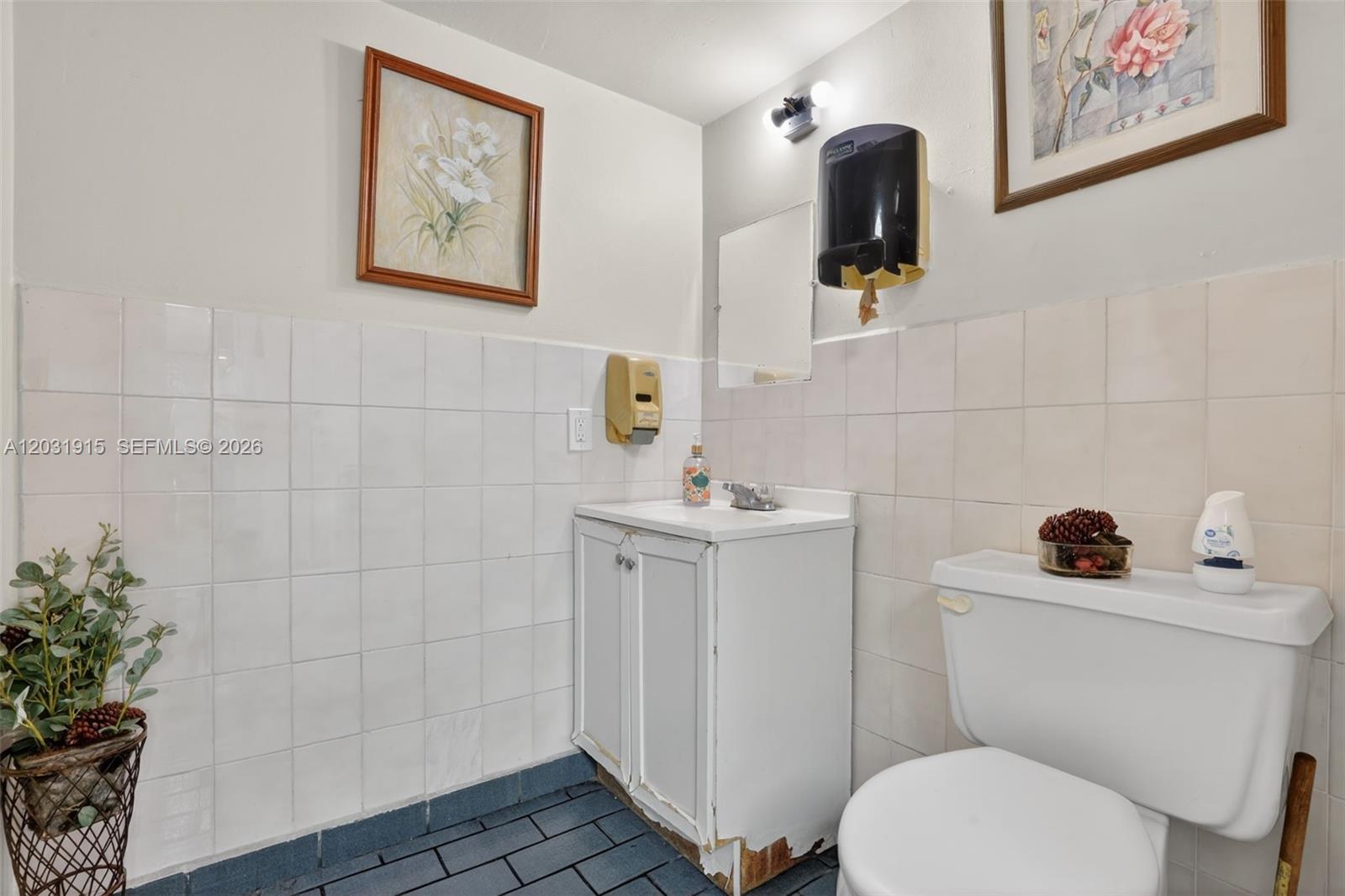 See details / sq. ft. $ 2026-06-05 0 Photo