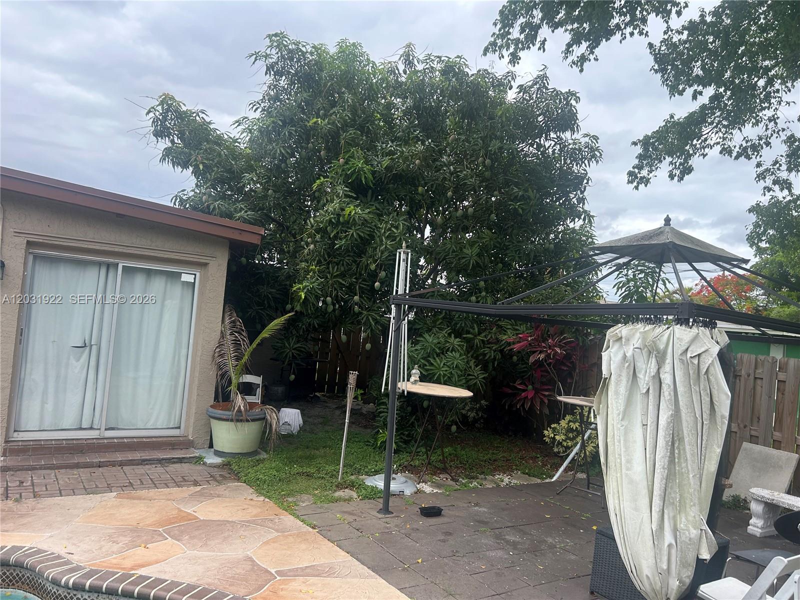 5808 5 / 2 1833 sq. ft. $ 2026-06-05 0 foto