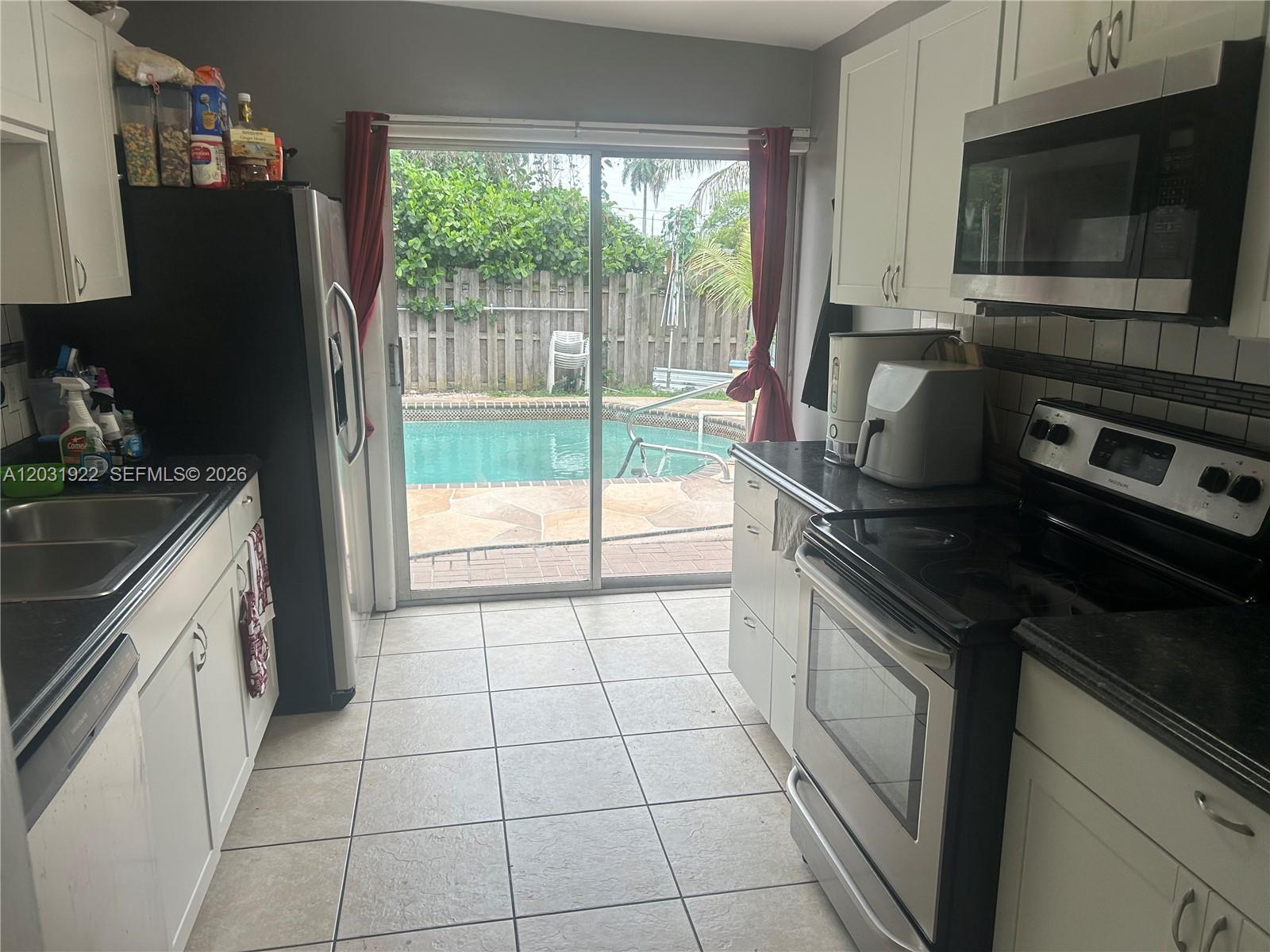 5808 5 / 2 1833 sq. ft. $ 2026-06-05 0 foto
