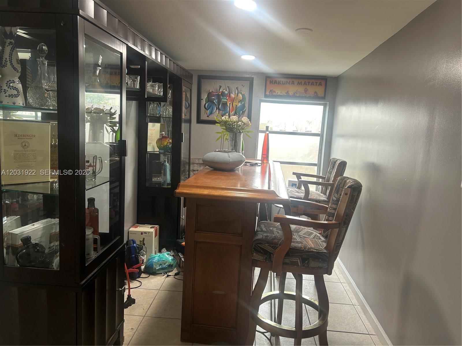 5808 5 / 2 1833 sq. ft. $ 2026-06-05 0 foto