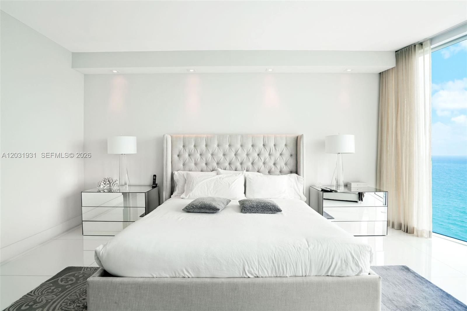 Photo of 2711 Ocean Dr  #2803, Hollywood, Florida, 33019 - 