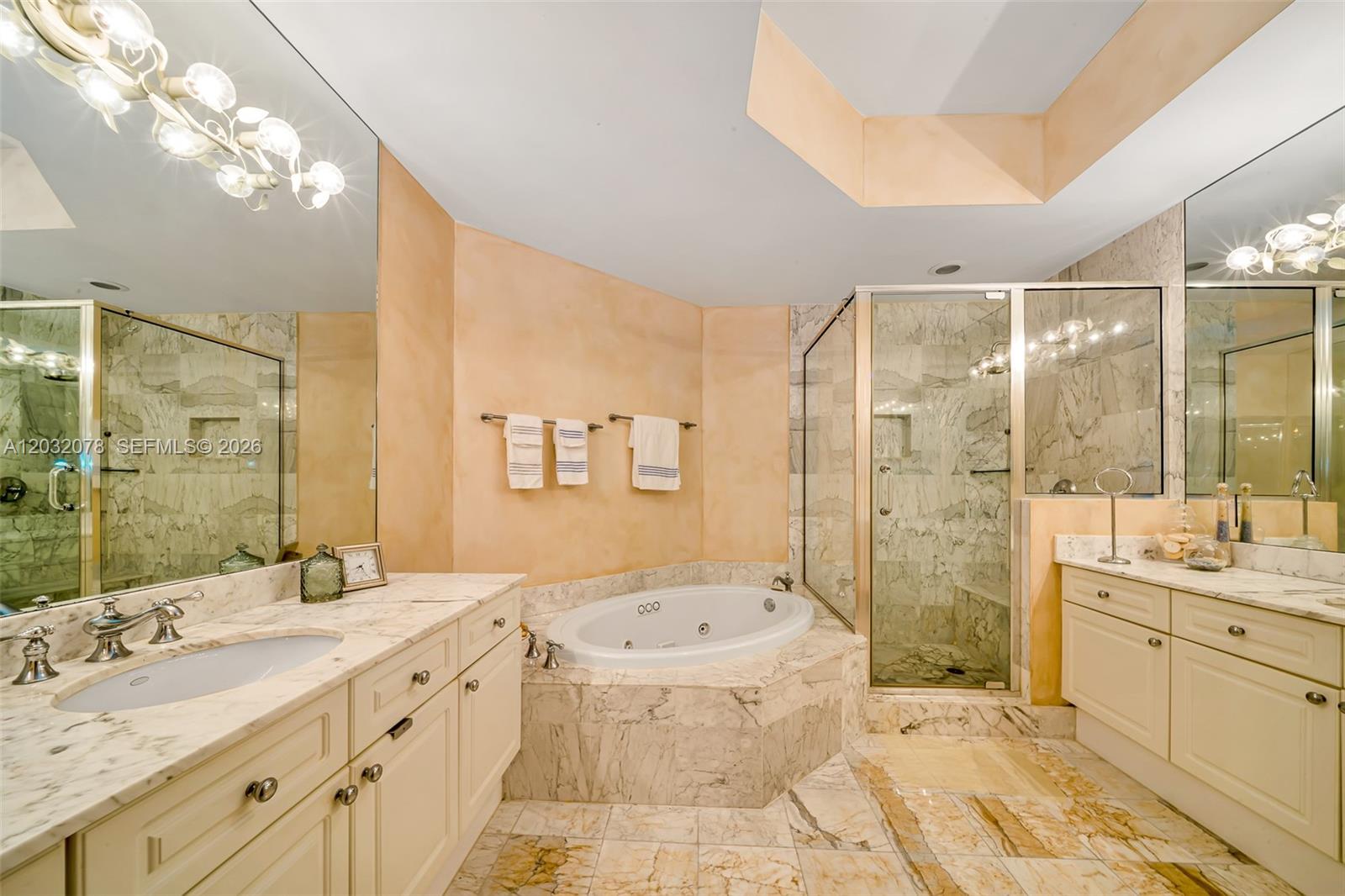Photo of 6051 Ocean Dr  #1501, Hollywood, Florida, 33019 - 