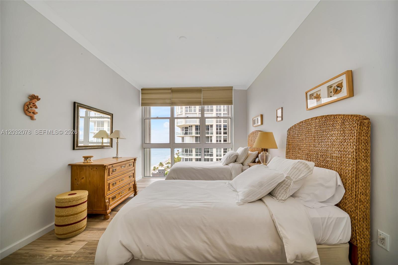Photo of 6051 Ocean Dr  #1501, Hollywood, Florida, 33019 - 