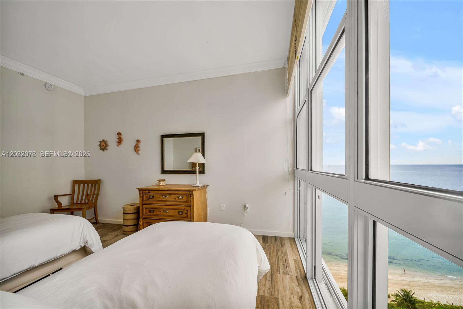 Photo of 6051 Ocean Dr  #1501, Hollywood, Florida, 33019 - 