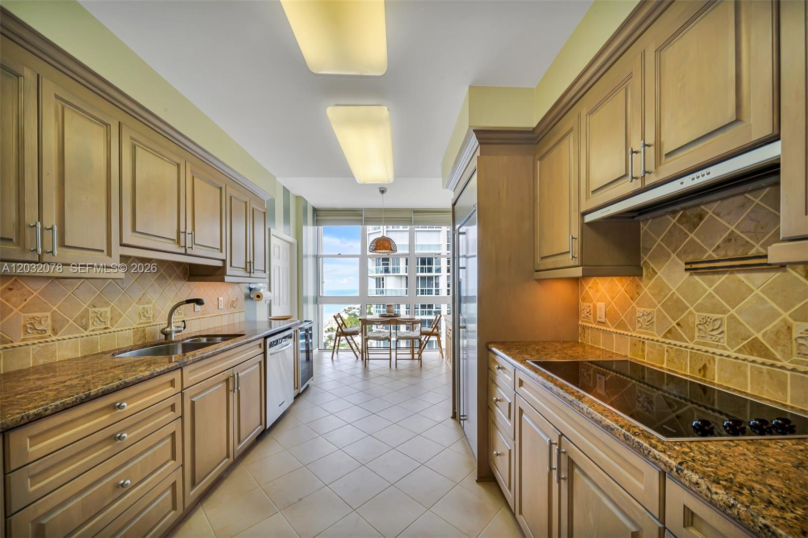 Photo of 6051 Ocean Dr  #1501, Hollywood, Florida, 33019 - 