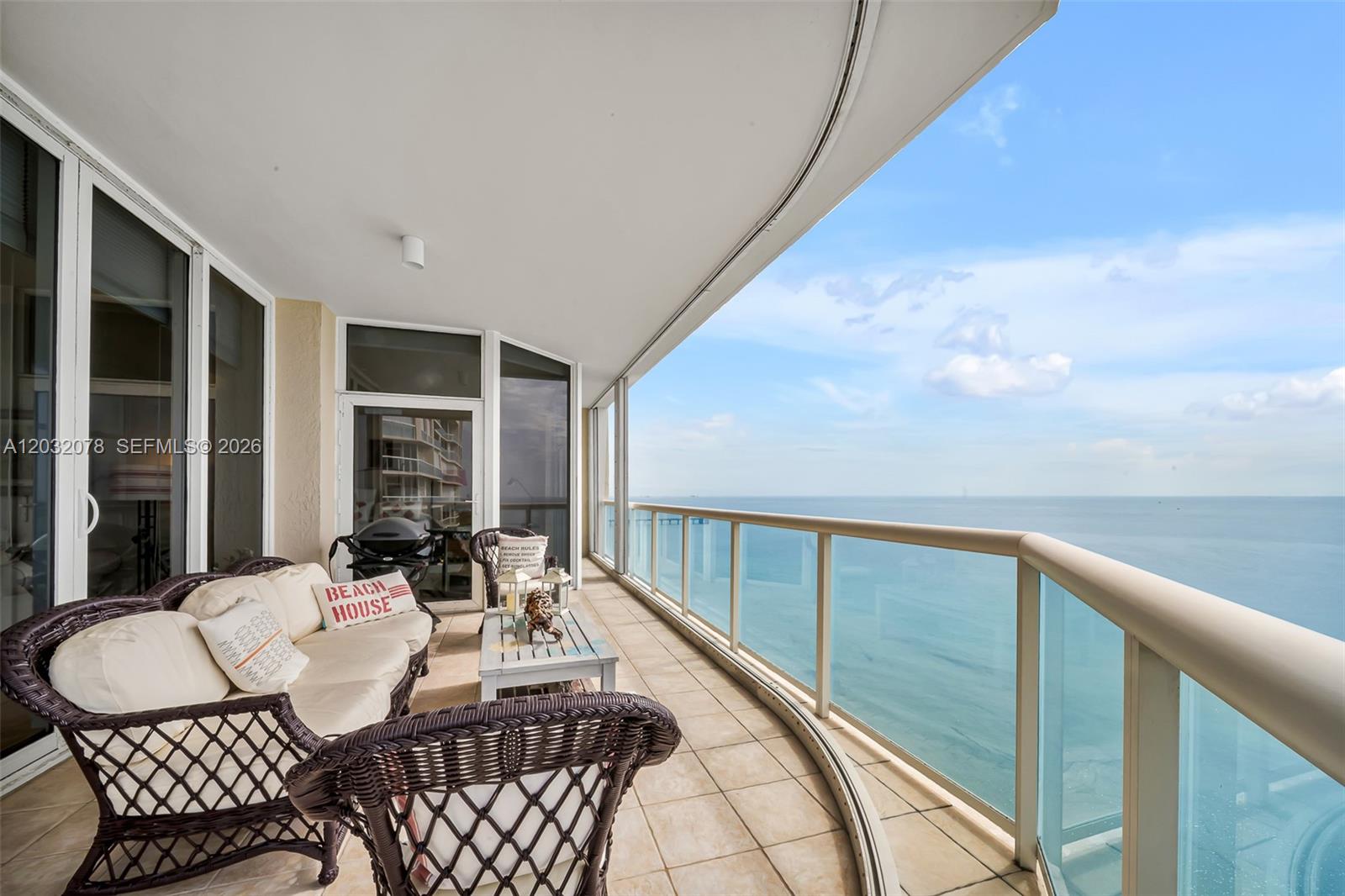 Photo of 6051 Ocean Dr  #1501, Hollywood, Florida, 33019 - 