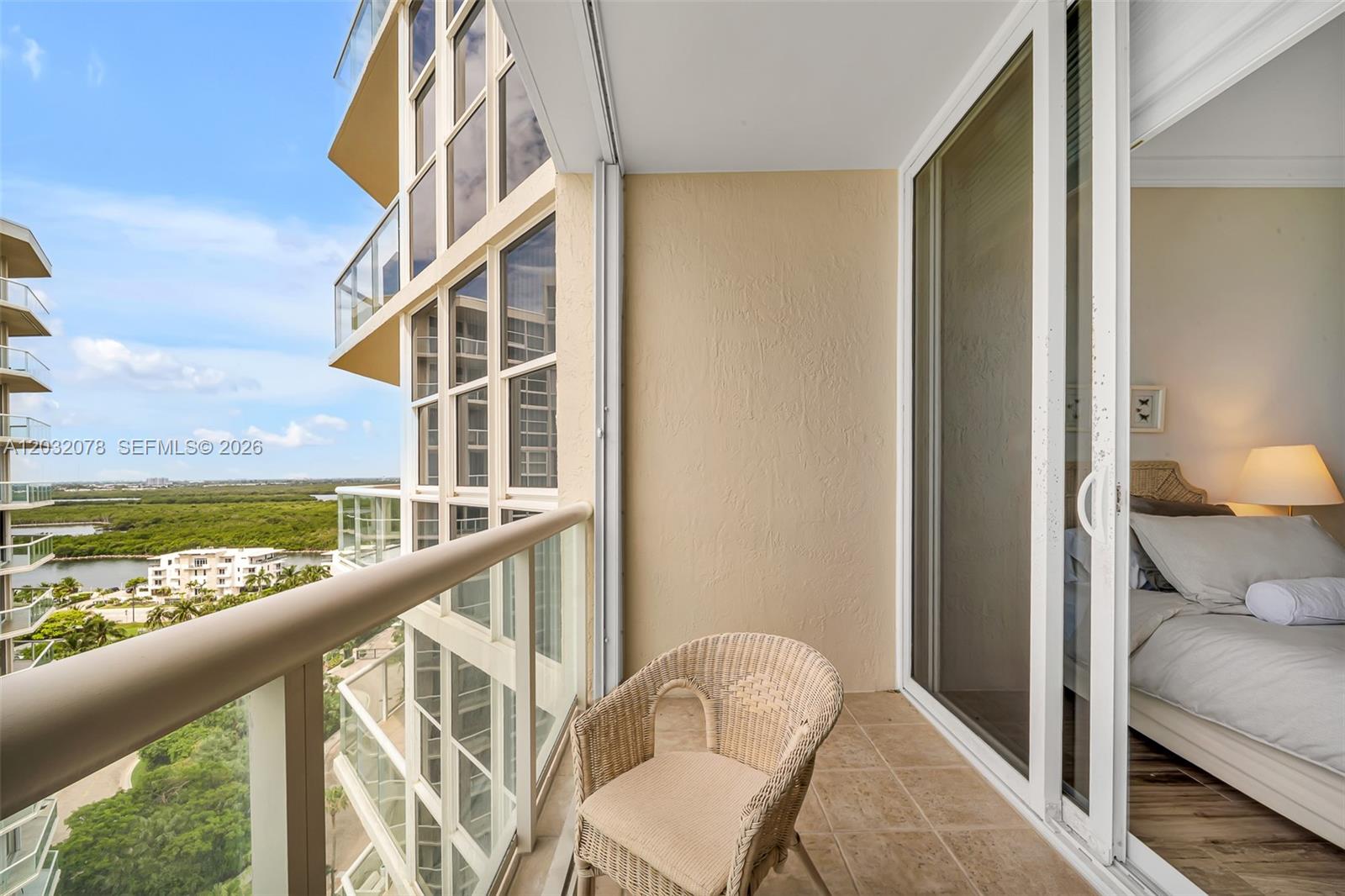 Photo of 6051 Ocean Dr  #1501, Hollywood, Florida, 33019 - 