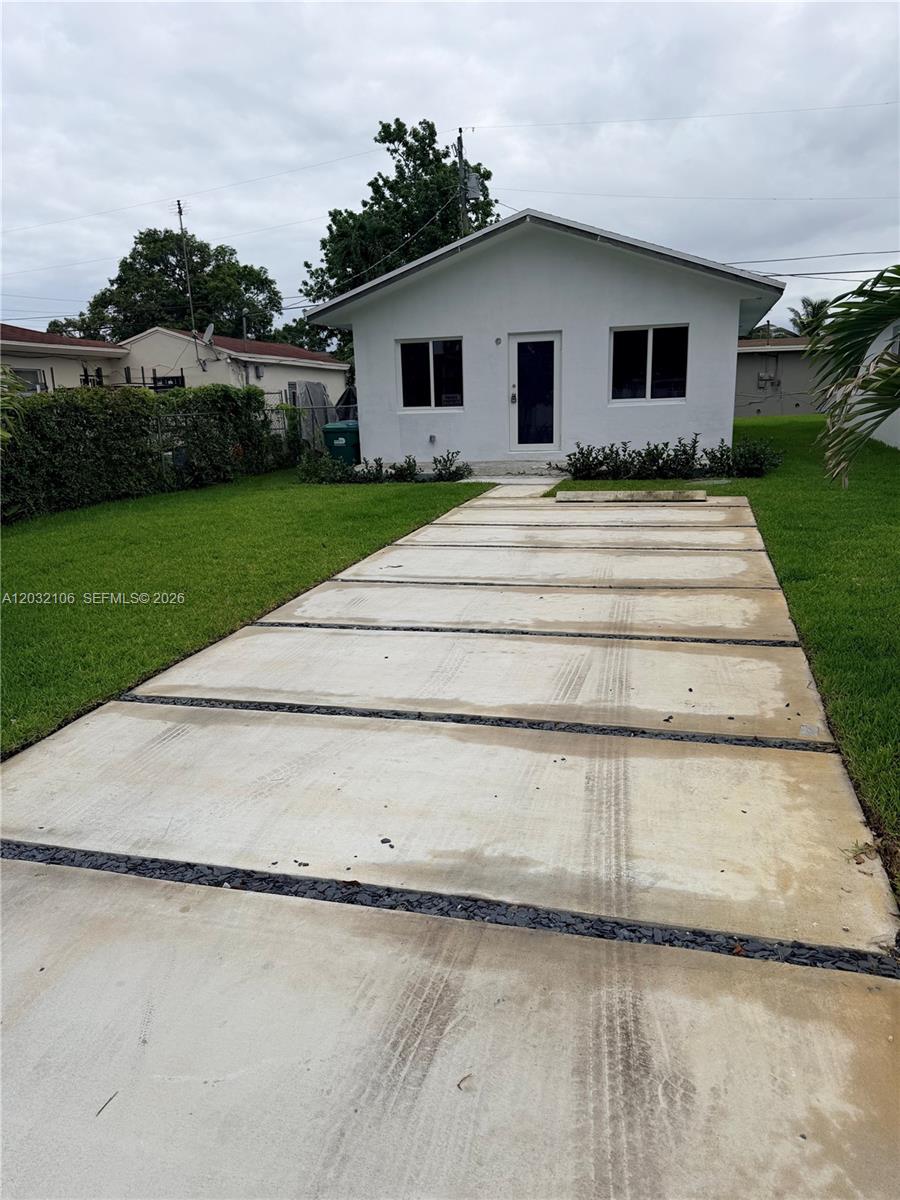 See details / 2285 sq. ft. $ 2026-06-05 0 Photo