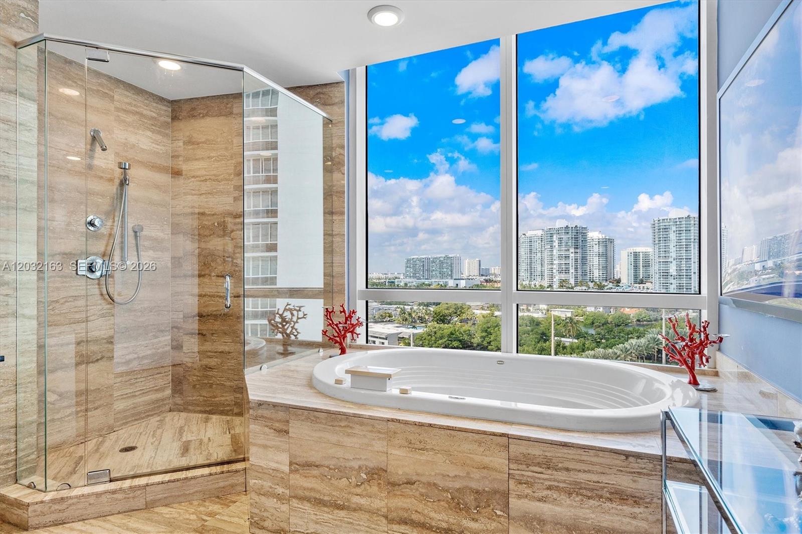 Ver detalles 904 3 / 4 2327 sq. ft. $ 2026-06-05 0 foto