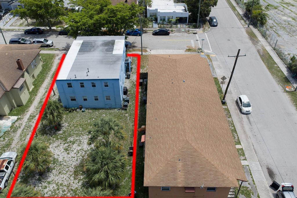Ver detalles / 0 2880 sq. ft. $ 2026-06-21 0 foto