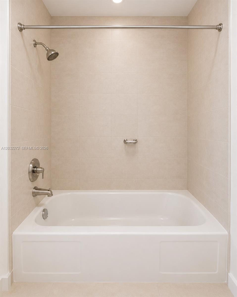 See details 1810 2 / 2 1396 sq. ft. $ 2026-06-06 0 Photo