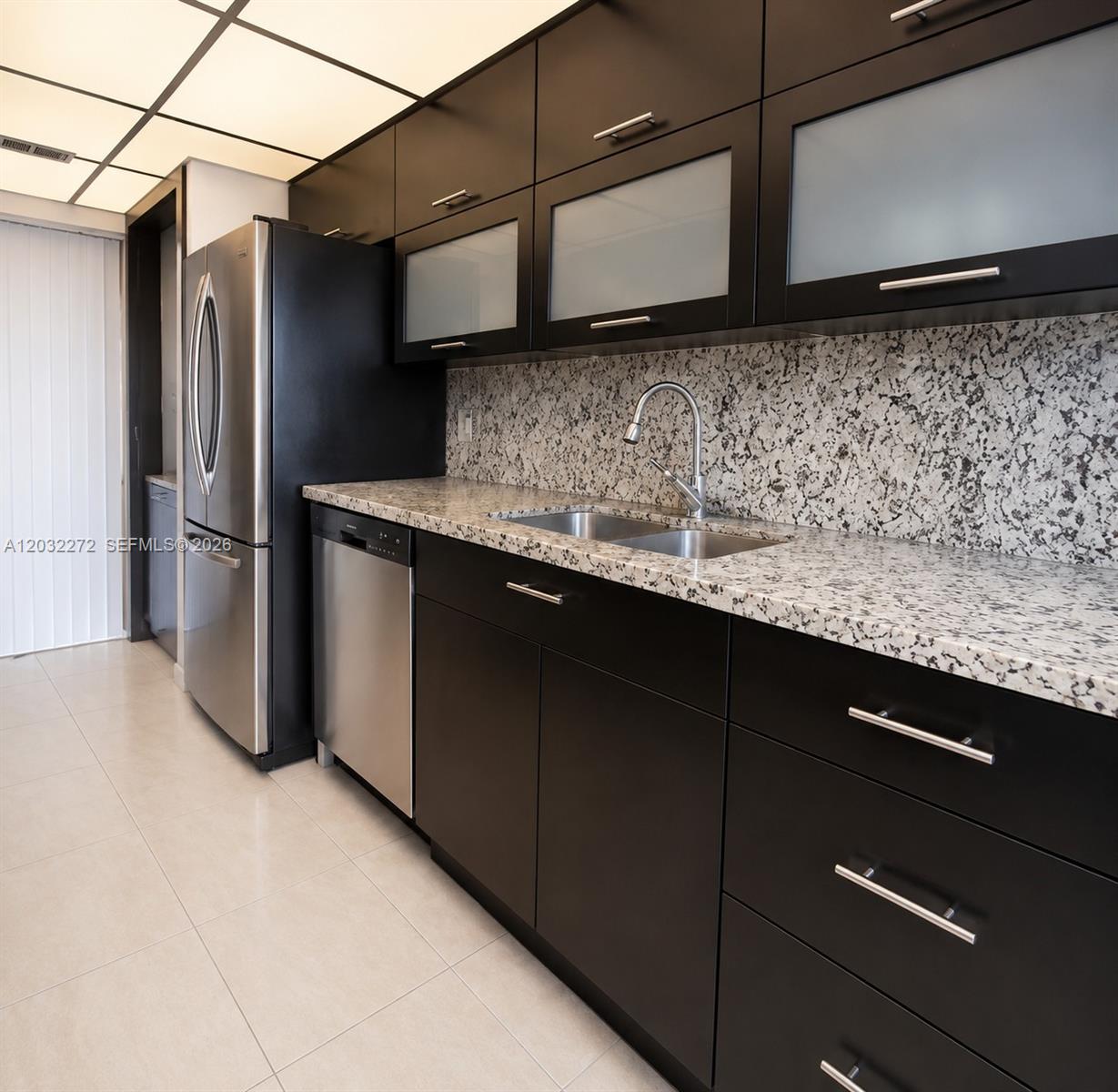 See details 1810 2 / 2 1396 sq. ft. $ 2026-06-06 0 Photo