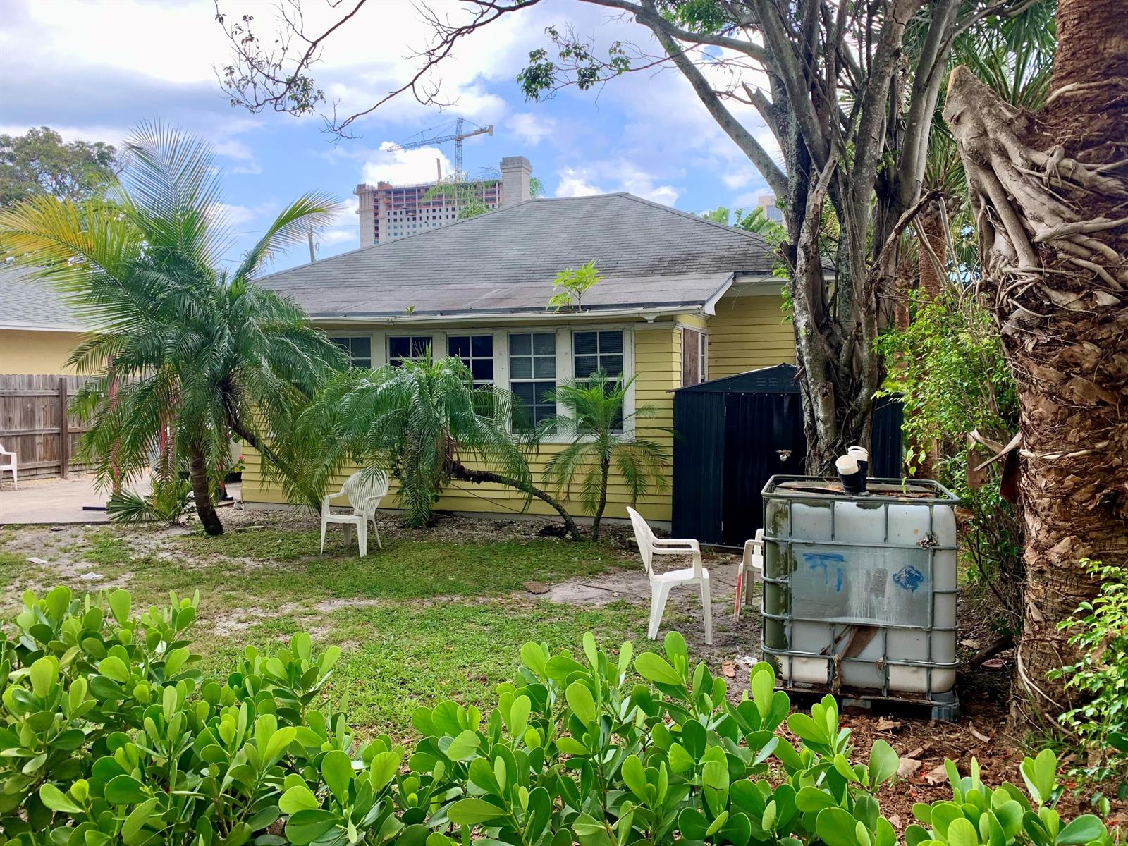 See details / 0 2052 sq. ft. $ 2026-06-21 0 Photo