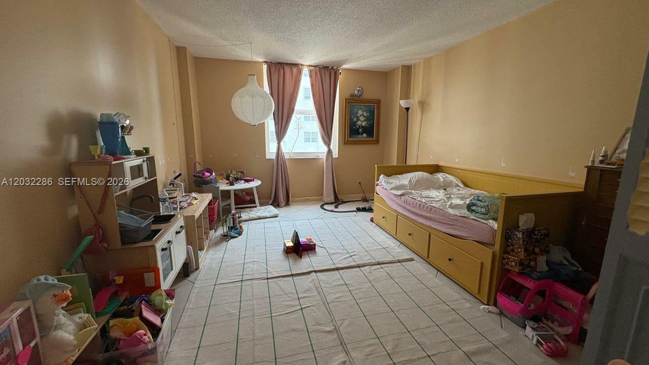 Photo of 1865 Ocean Dr  #12E, Hallandale Beach, Florida, 33009 - 