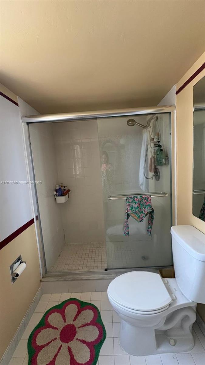 Photo of 1865 Ocean Dr  #12E, Hallandale Beach, Florida, 33009 - 