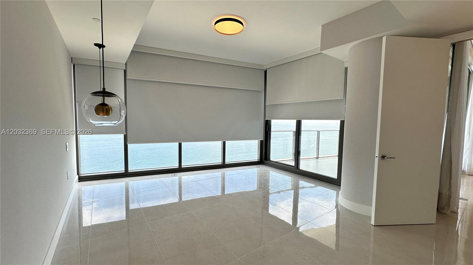 See details 3804 2 / 3 1571 sq. ft. $ 2026-06-06 0 Photo