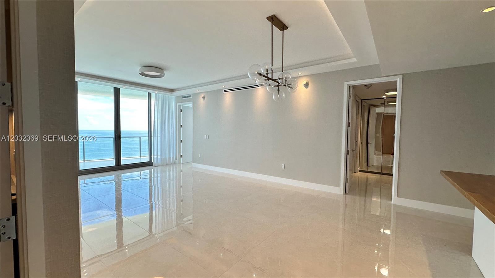 See details 3804 2 / 3 1571 sq. ft. $ 2026-06-06 0 Photo