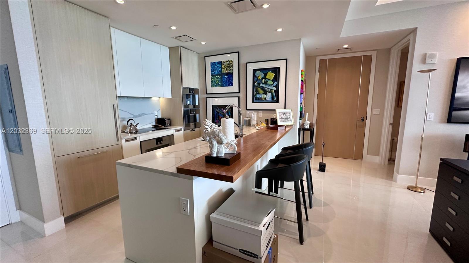 See details 3804 2 / 3 1571 sq. ft. $ 2026-06-06 0 Photo
