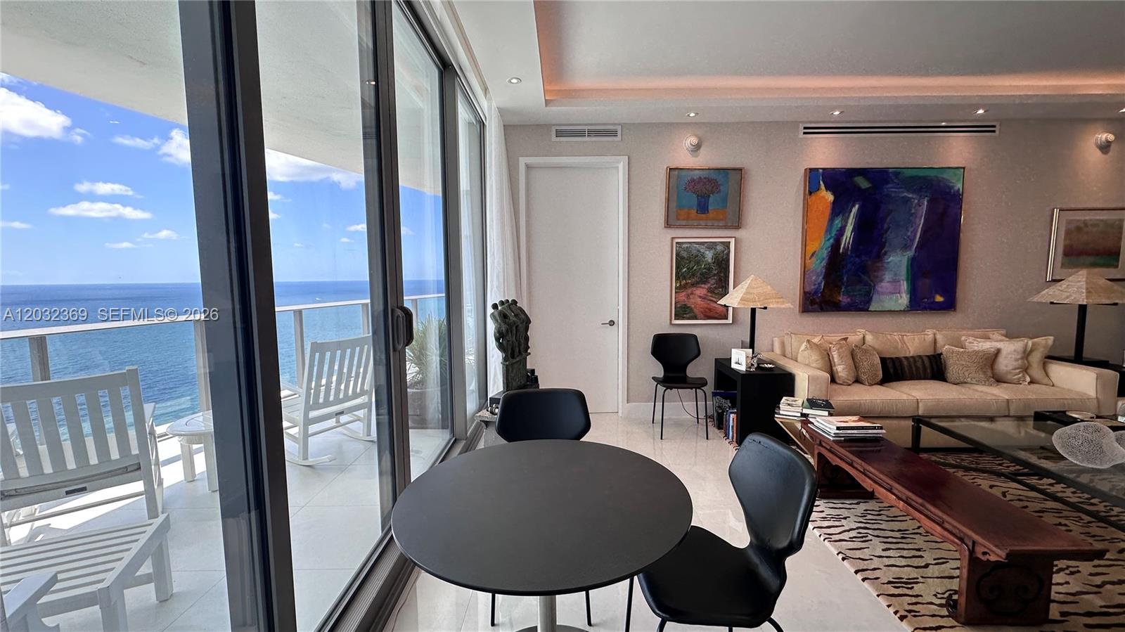 See details 3804 2 / 3 1571 sq. ft. $ 2026-06-06 0 Photo