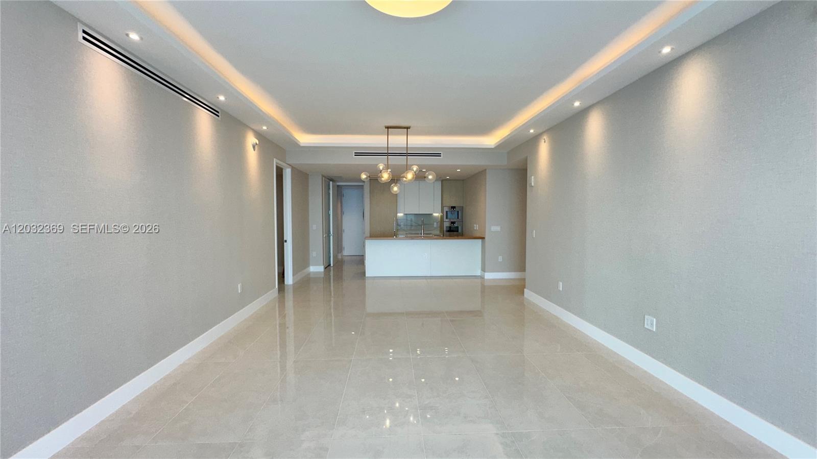See details 3804 2 / 3 1571 sq. ft. $ 2026-06-06 0 Photo