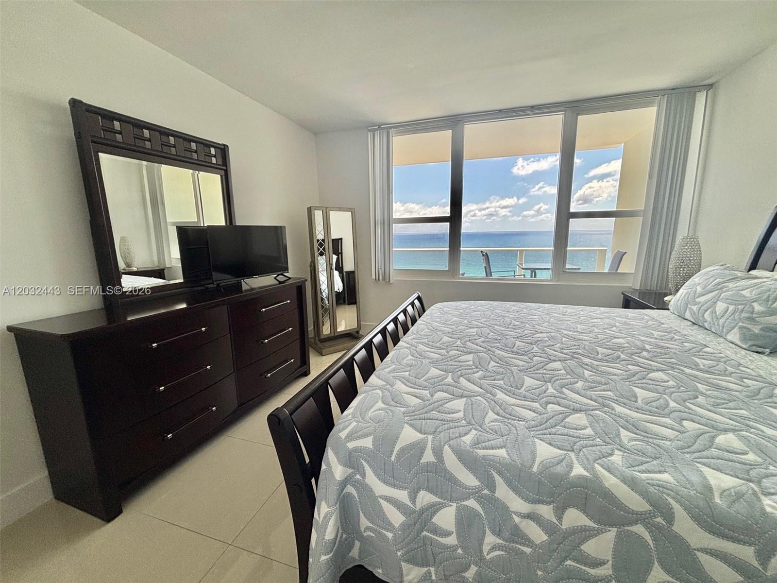 Photo of 3505 Ocean Dr #1506, Hollywood, Florida, 33019 -