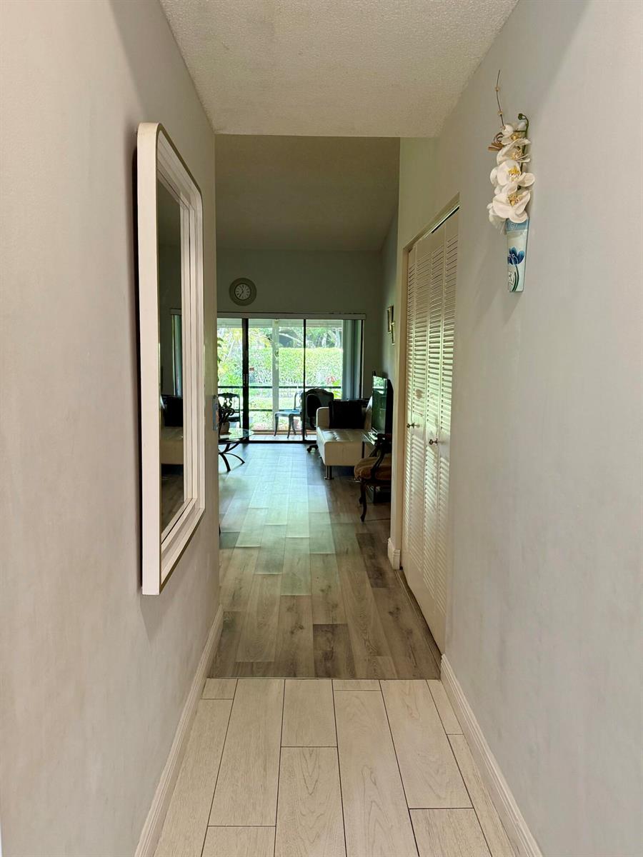 B 2 / 2 1123 sq. ft. $ 2026-07-24 0 foto