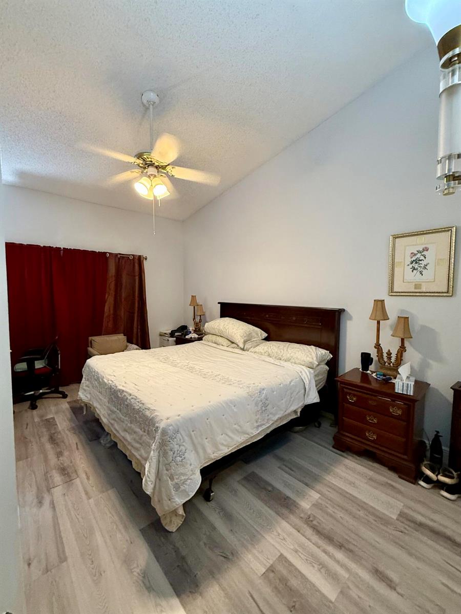 B 2 / 2 1123 sq. ft. $ 2026-07-24 0 foto