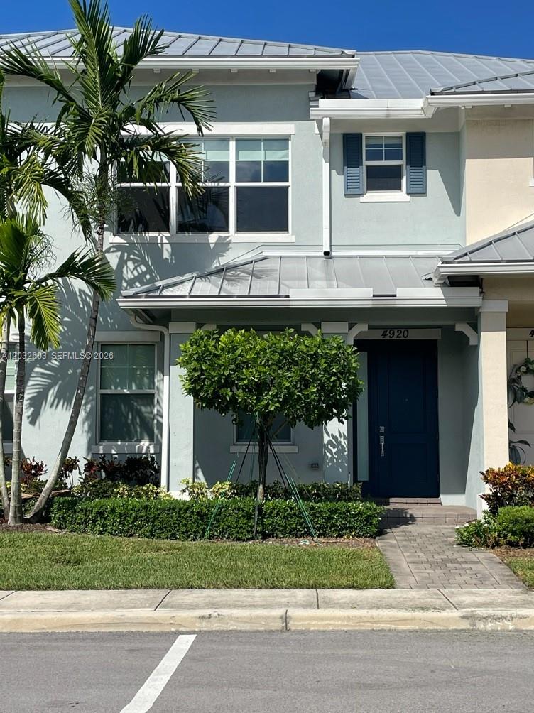 4920 3 / 3 1421 sq. ft. $ 2026-06-07 0 foto